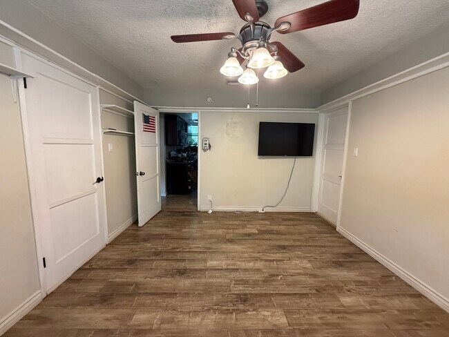 Foto del edificio - 17641 Tulsa St