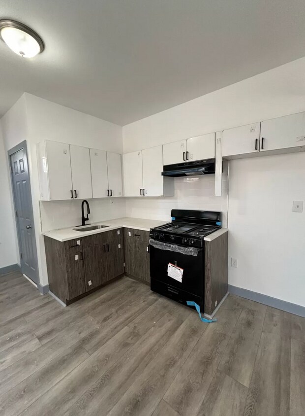 Foto principal - 85 Goodwin Ave