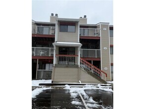 Building Photo - 300 Shelard Pkwy