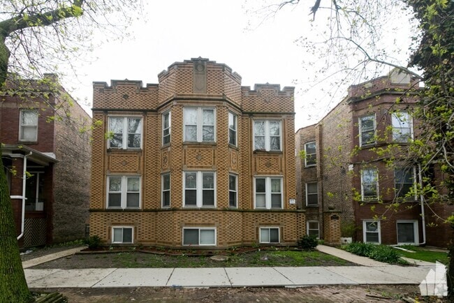 Building Photo - 3844 N Bernard St