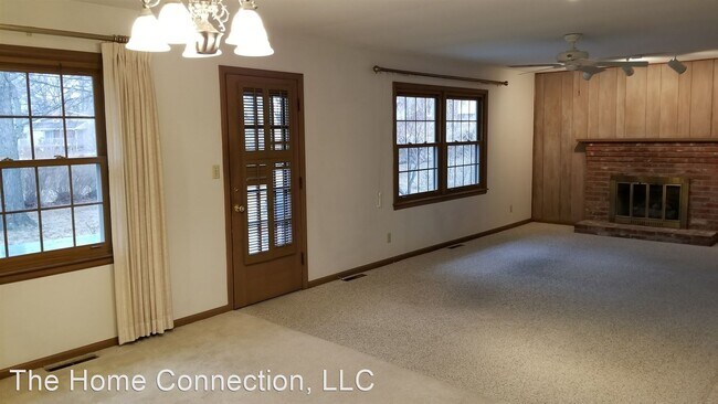 Foto del edificio - 3 br, 2 bath House - 3205 NE 47th Street