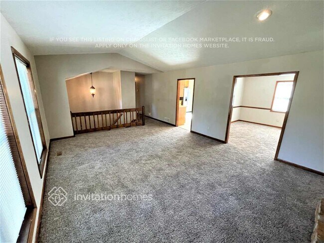 Building Photo - 9082 Green Pines Ct