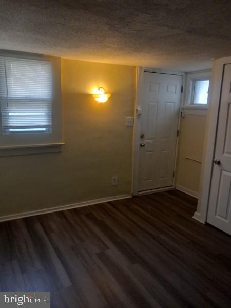 Foto del edificio - 5426 Jonquil Ave