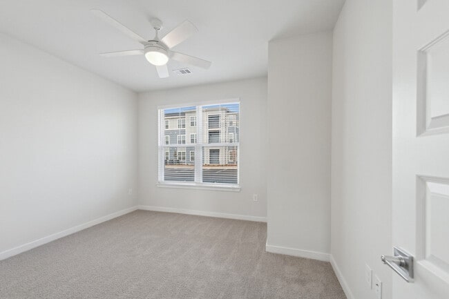 Interior Photo - Ascend Cottages At Highland Square