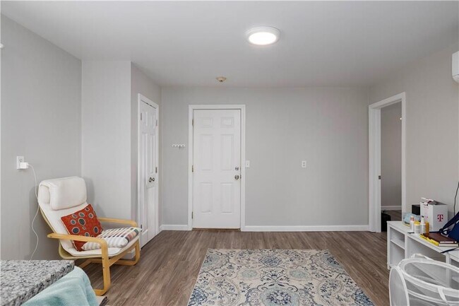 Foto del edificio - 121 Tell St