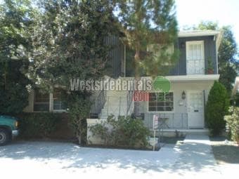 Building Photo - 1197 McClellan Dr