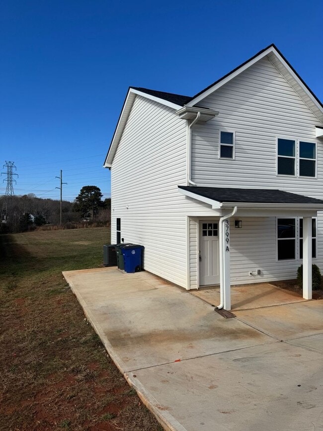 Building Photo - 3799 Herman Sipe Rd