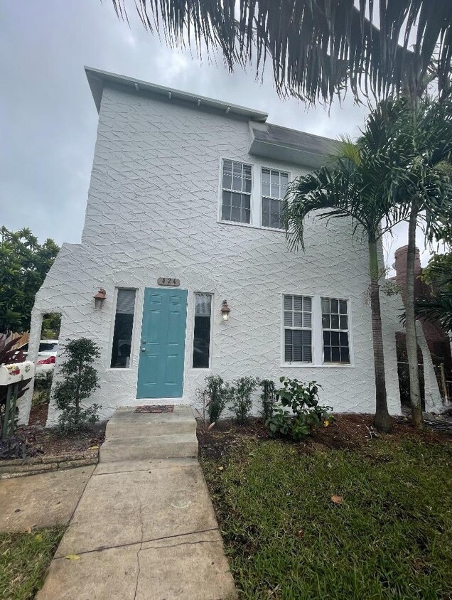 424 El Prado, West Palm Beach, FL 33405 Townhome Rentals in West Palm