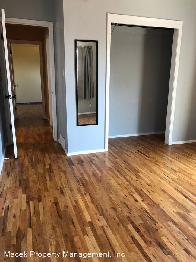 Building Photo - 3 br, 2 bath House - 128 Riverview B