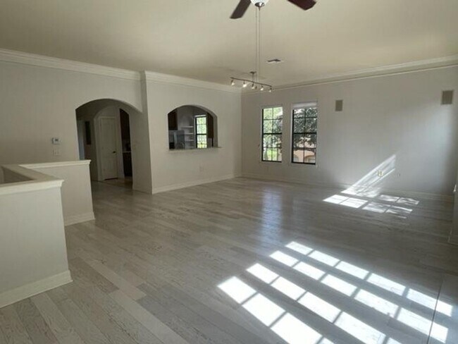 Foto del edificio - 506 Mirasol Cir