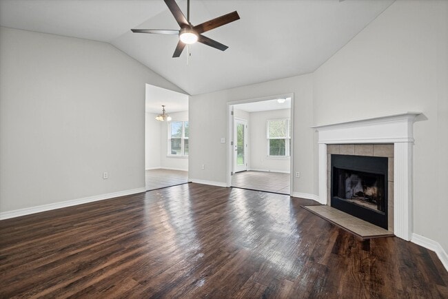 Foto del edificio - 8981 Gale Rowe Ln