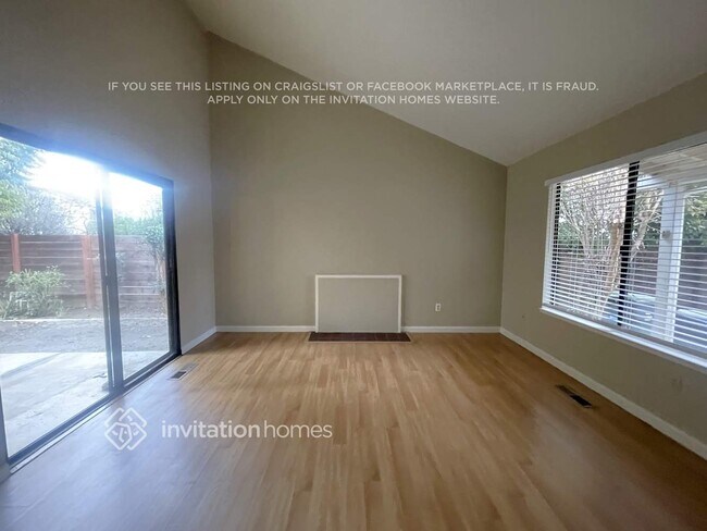 Foto del edificio - 1119 Hartford Pl