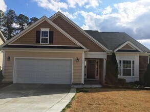 Building Photo - 421 Braxman Ln