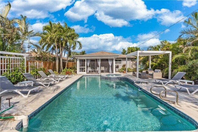 Foto del edificio - 564 109th Ave N