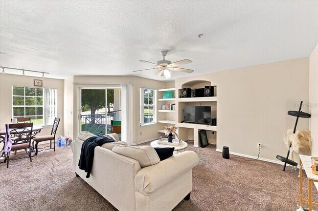 Foto del edificio - 7220 Westpointe Blvd