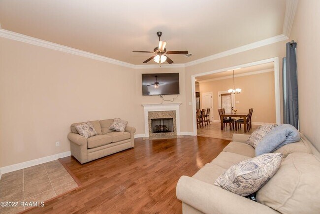 Foto del edificio - 106 Kohen Luke Dr