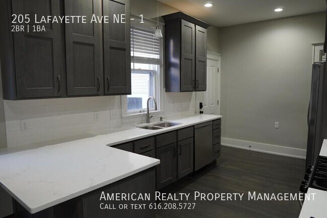 Foto del edificio - 205 Lafayette Ave NE