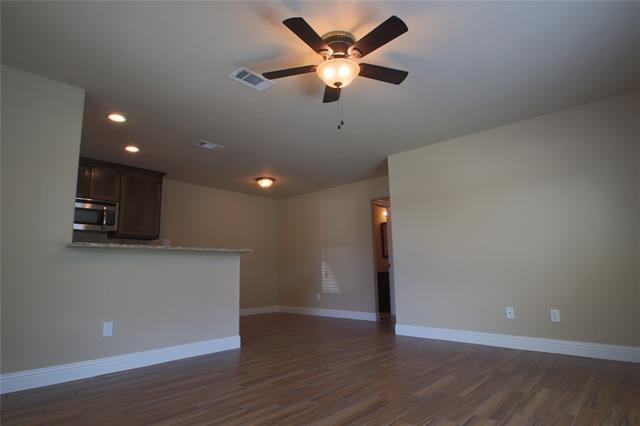 Foto del edificio - 8129 Arbor Ave