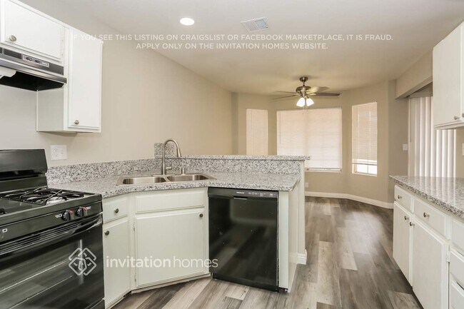 Building Photo - 3749 N Broadriver Dr