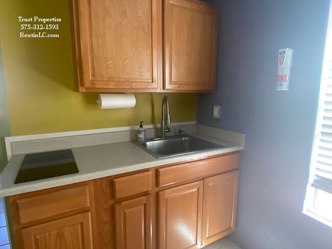 Building Photo - Cute Casita in downtown LC