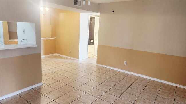 Building Photo - 12511 Ashford Meadow Dr