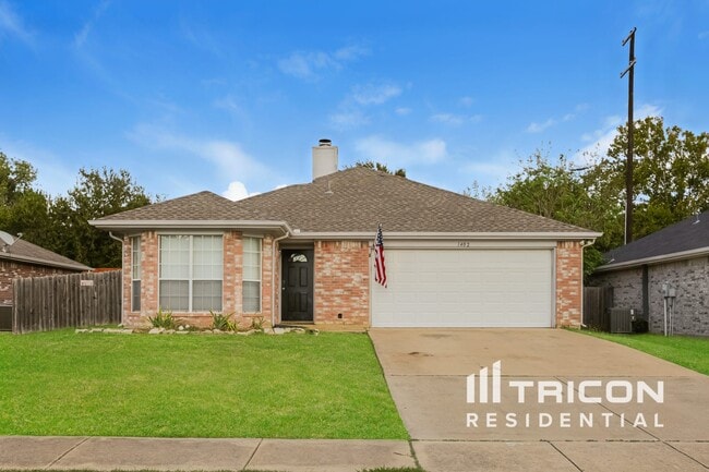 Building Photo - 1402 Misty Meadow Dr