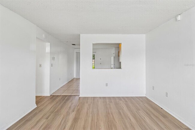 Building Photo - 384 Cocoa Ct