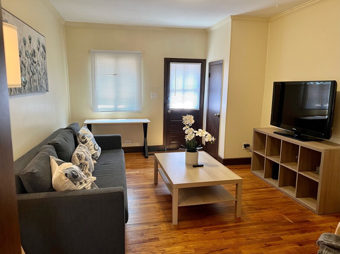 Foto principal - 154 E Beck St