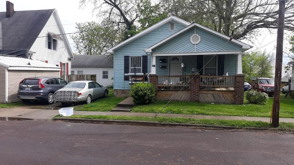 Primary Photo - 716 Lyon St