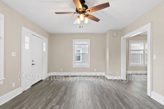 Building Photo - 2828 Tidewater Dr