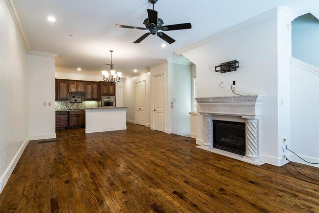 Foto del edificio - 4152 Emerson Ave