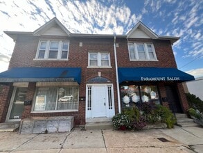 Building Photo - 2173 S Big Bend Blvd