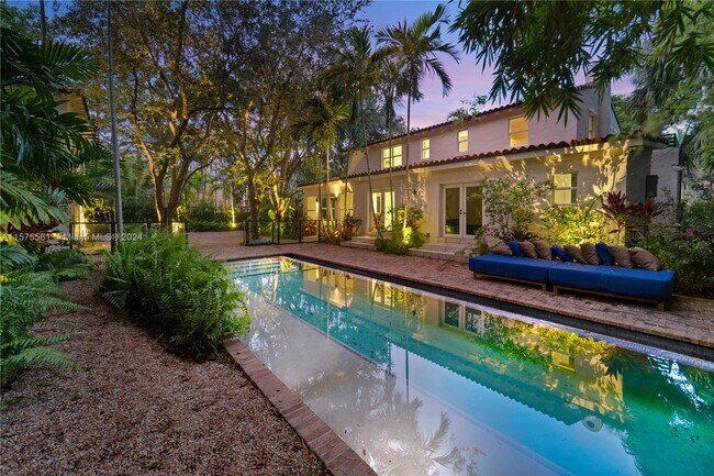 Foto del edificio - 5812 Alton Rd