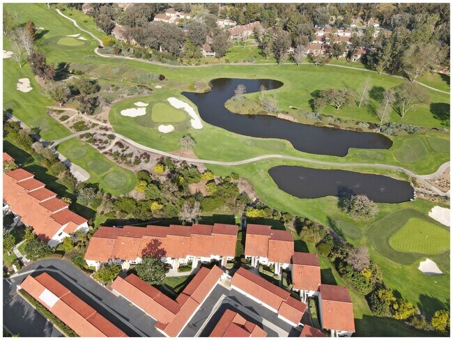 Foto del edificio - GORGEOUS VIEW CONDO ON THE GOLF COURSE!!!
