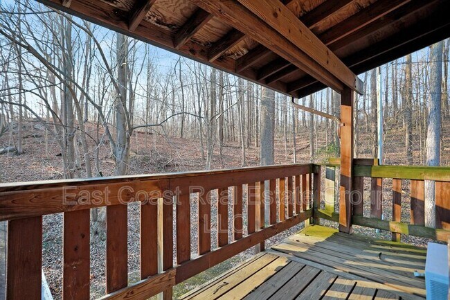 Foto del edificio - 442 Slim Ln