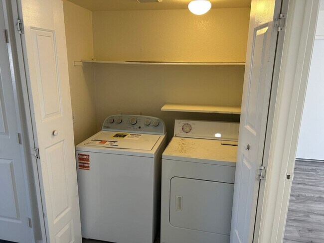 Foto del edificio - 2 Bed / 2 Bath Condo for Rent