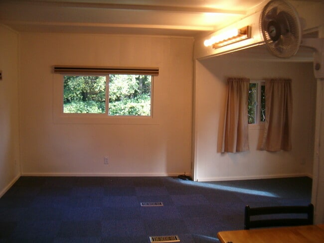 Foto del edificio - 4108 Harris Rd SE