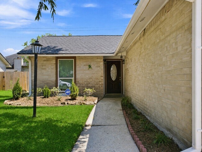 Foto del edificio - 19930 Burle Oak Dr
