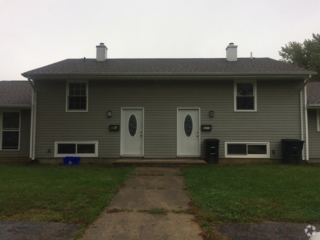 Building Photo - 2413 S 18th St