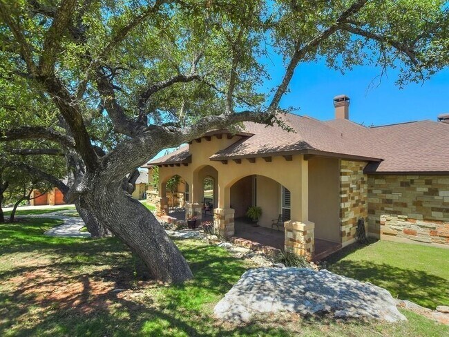 Foto del edificio - 3307 Crystal Falls Pkwy