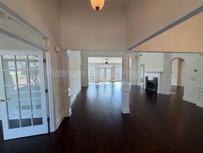 Foto del edificio - 7020 Grassmoor Grange Way