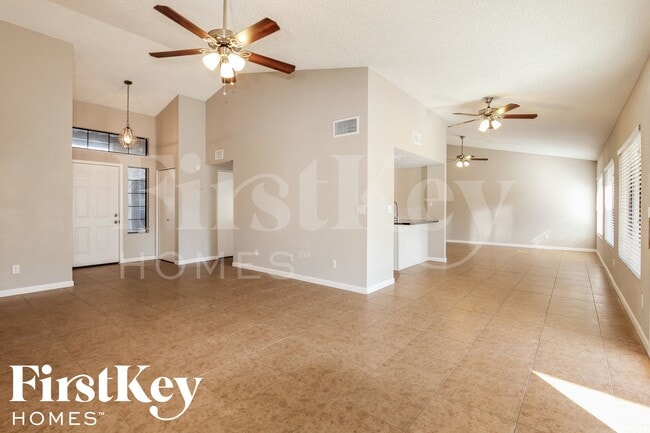 Foto del edificio - 7619 W Brown St