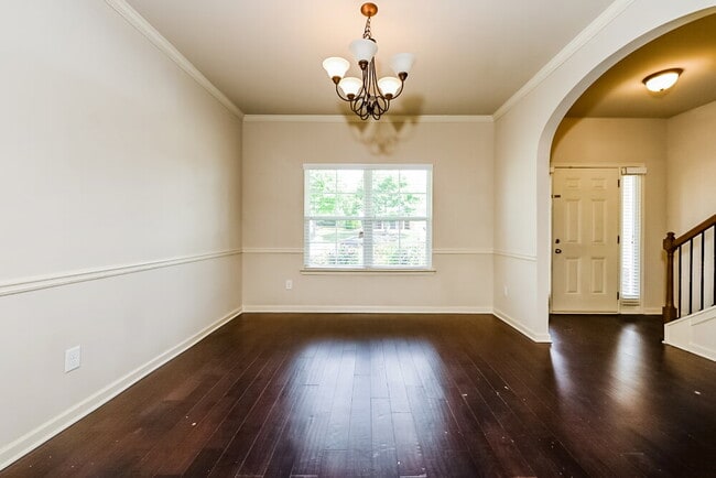Building Photo - 1112 Bowlin Dr