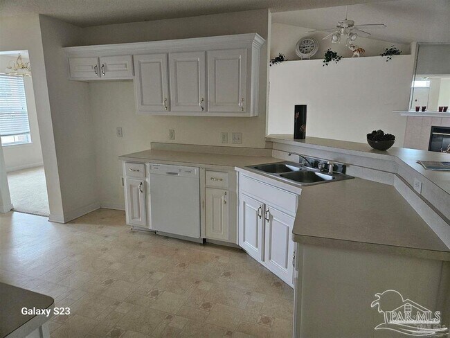 Foto del edificio - 10896 Country Ostrich Dr