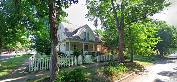 Primary Photo - 512 W Clark St