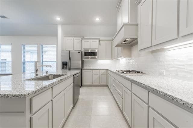 Building Photo - 2260 Bower Ln