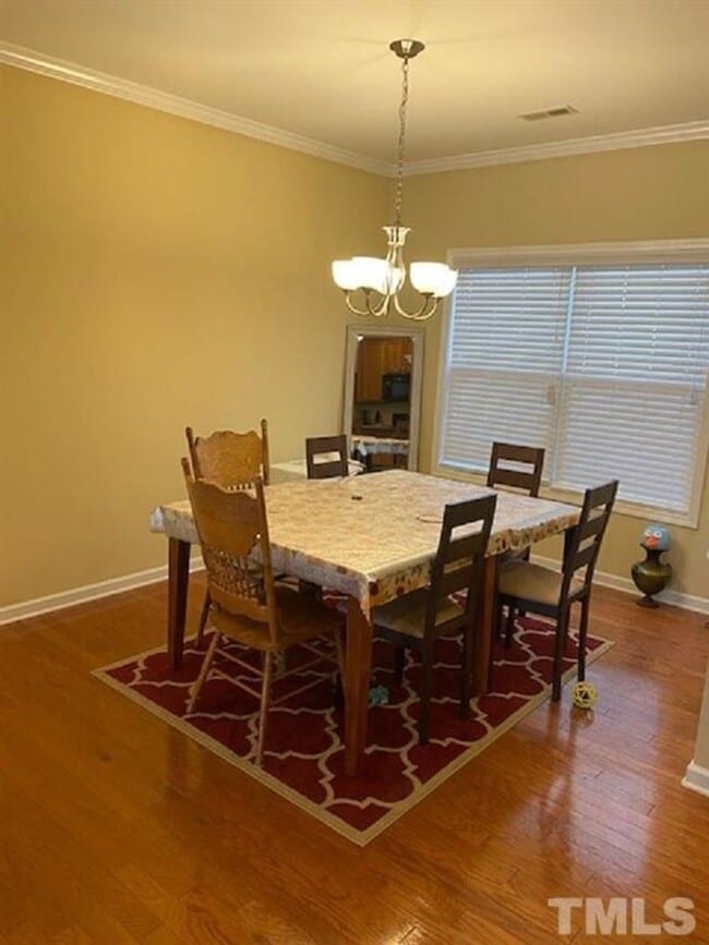 Foto del edificio - 705 Keystone Park Dr