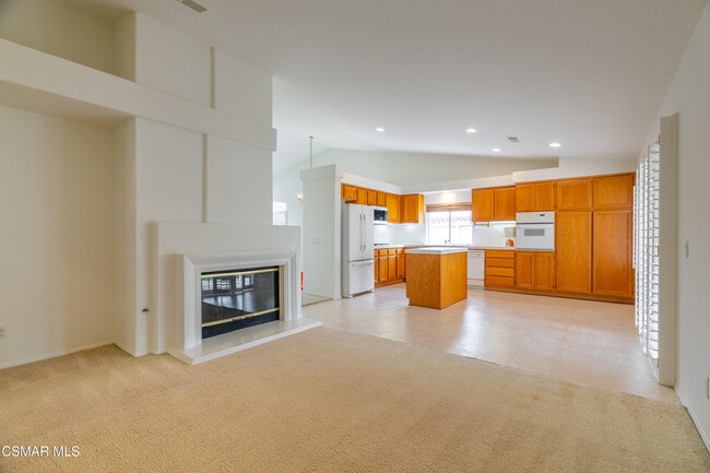 Building Photo - 1690 Springhaven Ave