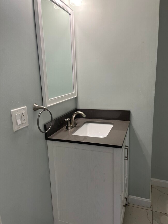 Foto del edificio - 6 Claridge Ter