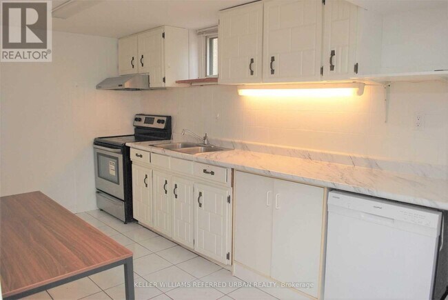 Photo du bâtiment - 53 Silvio Ave